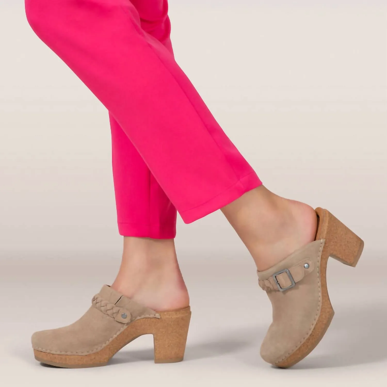Aetrex - Corey Cork Clog Heel