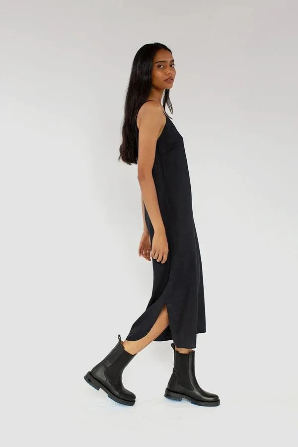 Easy Slip Dress in Black