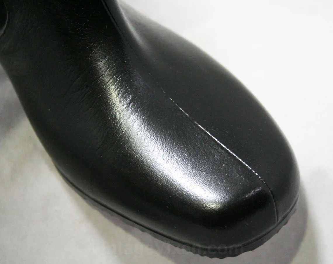 Size 6 WW Black Boots - Victorian Inspired - Authentic 1950s Deadstock - Waterproof Vinyl - Fleece Lined Winter Shoe - 50s Ladies Wide Width