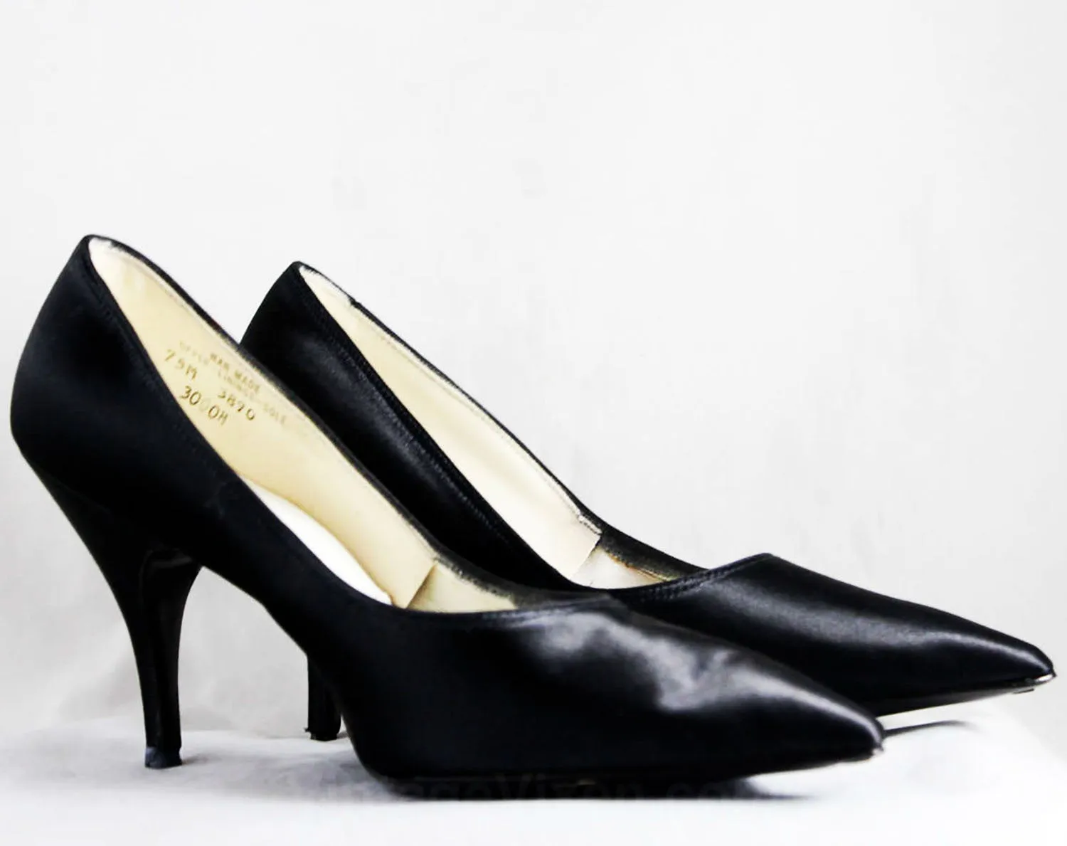 Size 7 1/2 Black High Heel Shoes - 1950s Glossy Satin Stilettos - Elegant 50s Pointed Toe 4-Inch Heel - Mid Century Cocktail Evening - 7.5 M